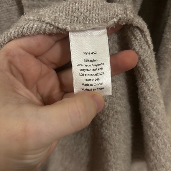 Barefoot Dreams Women’s CozyChic Lite Circle Cardi-Dove Gray - Picture 6 of 7